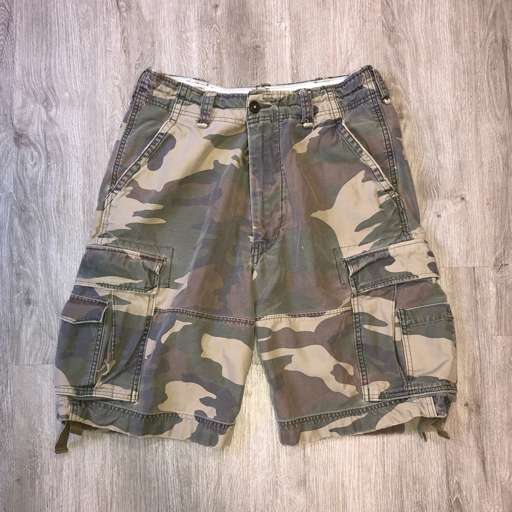 Abercrombie vintage camo cargo shorts heavyweight